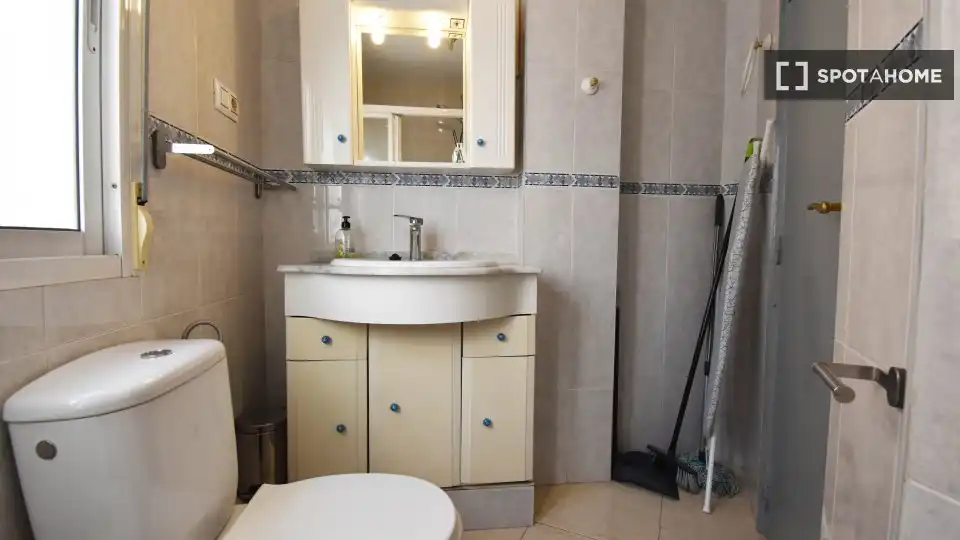 Habitación en Parque Victoria Eugenia