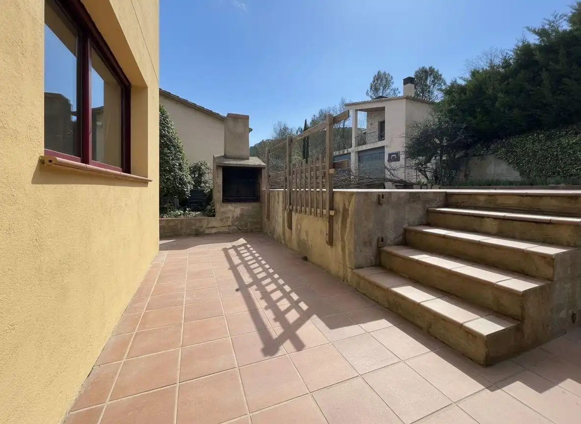 Terraza de Casa o chalet en venta en Sant Llorenç de la Muga con Calefacción, Jardín privado y Terraza