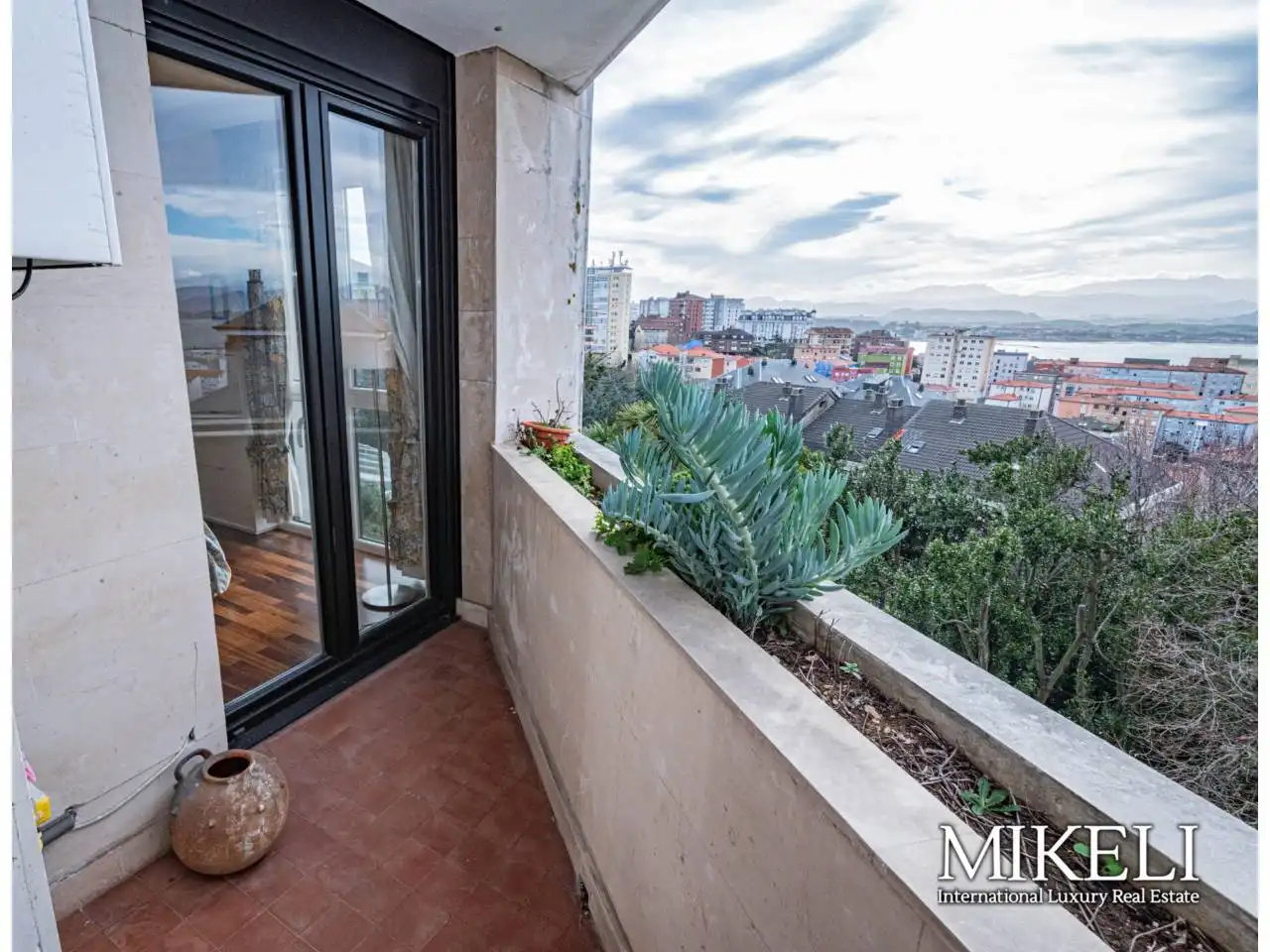 Terrassa de Apartament de lloguer en Santander amb Calefacció, Parquet i Terrassa
