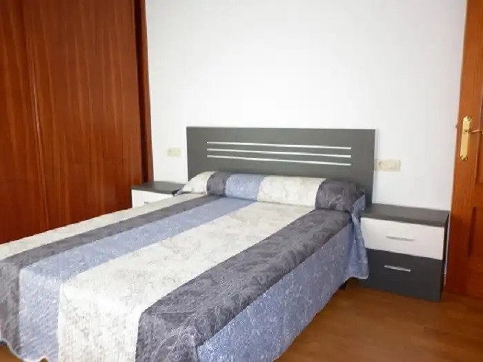 Dormitori de Pis de lloguer en Ferrol amb Calefacció, Parquet i Traster