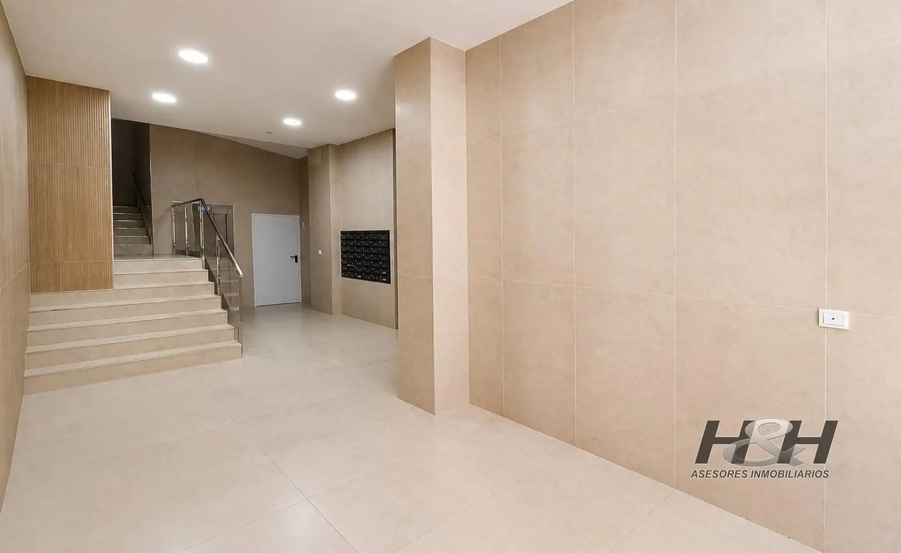 Appartamento con terrazza in vendita a L'Eixample, imagen 20