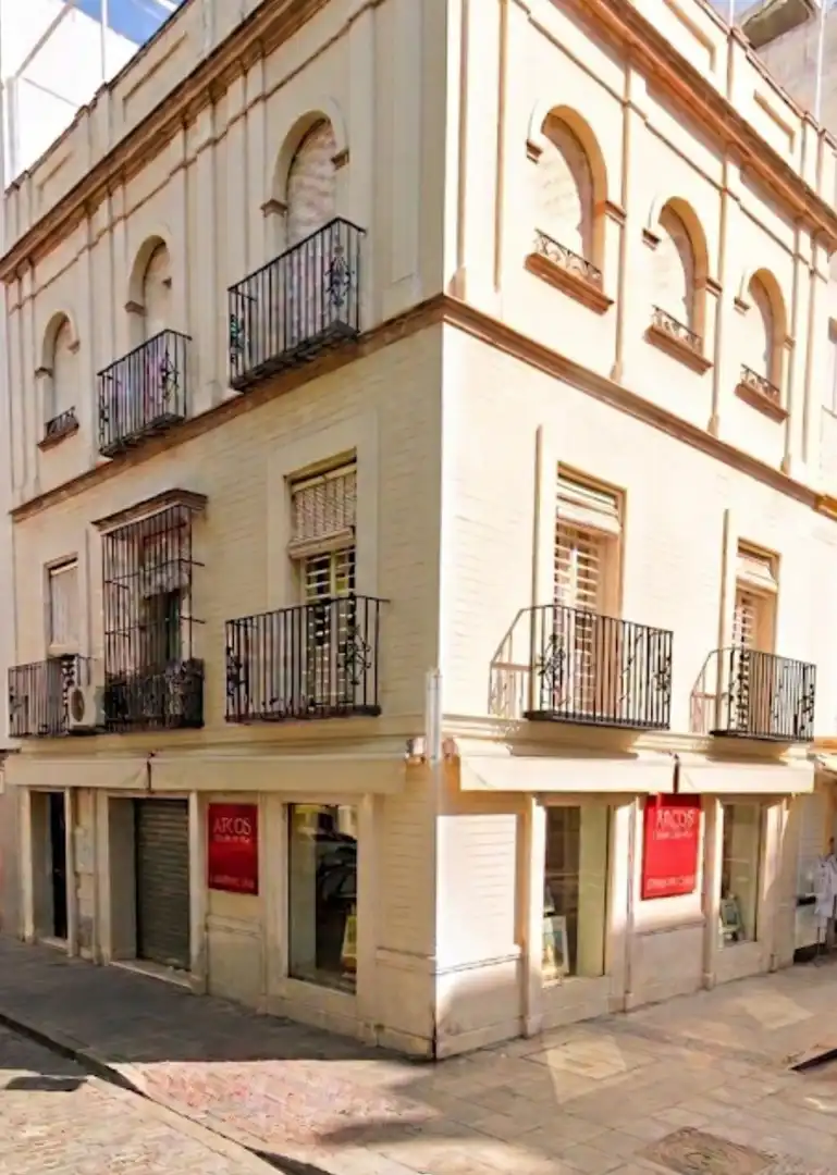Business premises to rent in Calle ARCOS