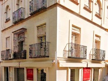 Business premises to rent in Calle ARCOS