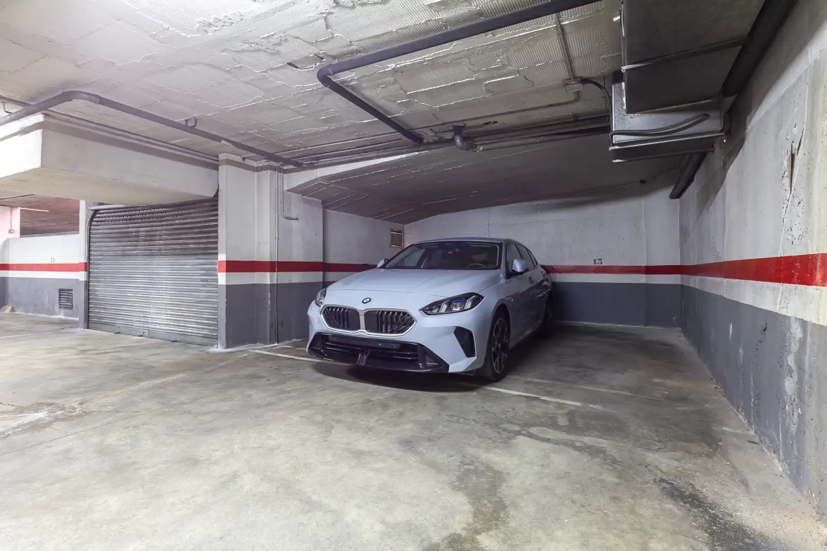 Parking de Ático en venta en Rubí con Aire acondicionado, Calefacción y Terraza