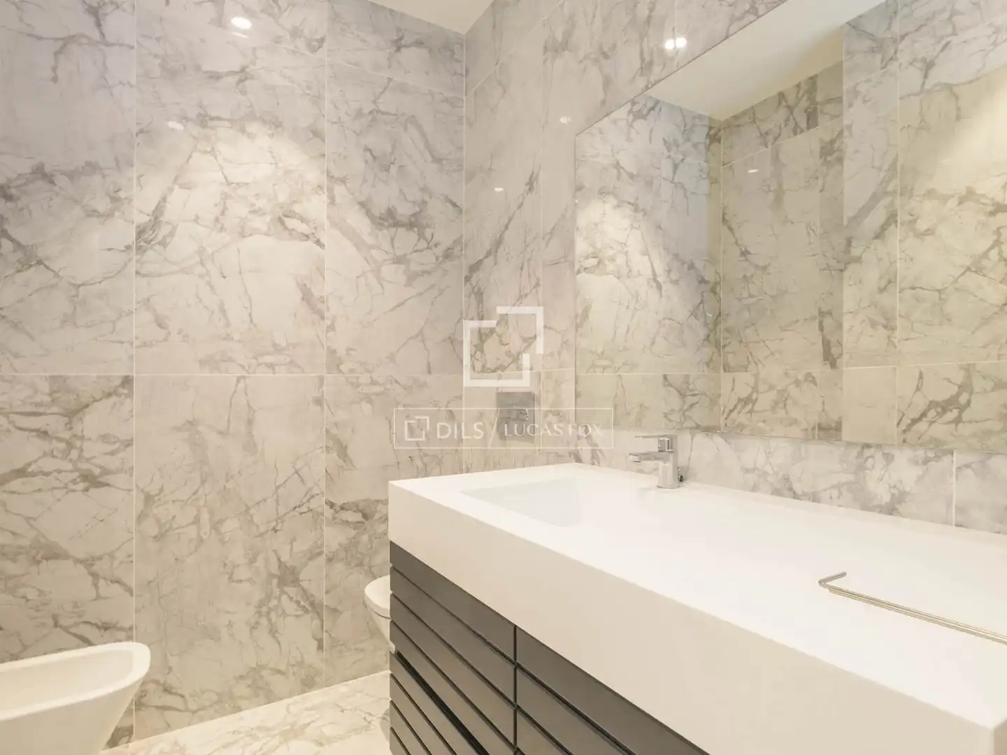 Bany de Casa o xalet en venda en Málaga amb Aire condicionat, Jardí privat i Traster