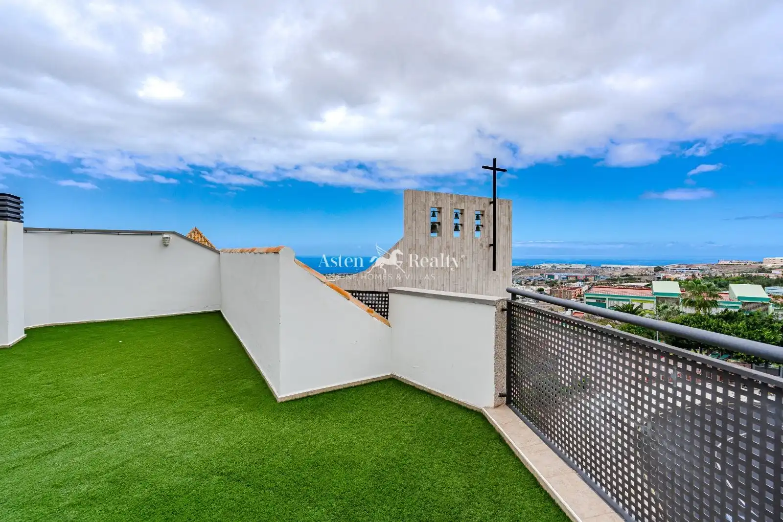 Terrasse von Dachboden zum Verkauf in Adeje mit Klimaanlage, Privatgarten und Terrasse