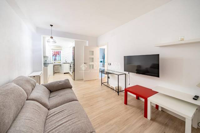 Piso en Venta en Cuatro Caminos - Azca