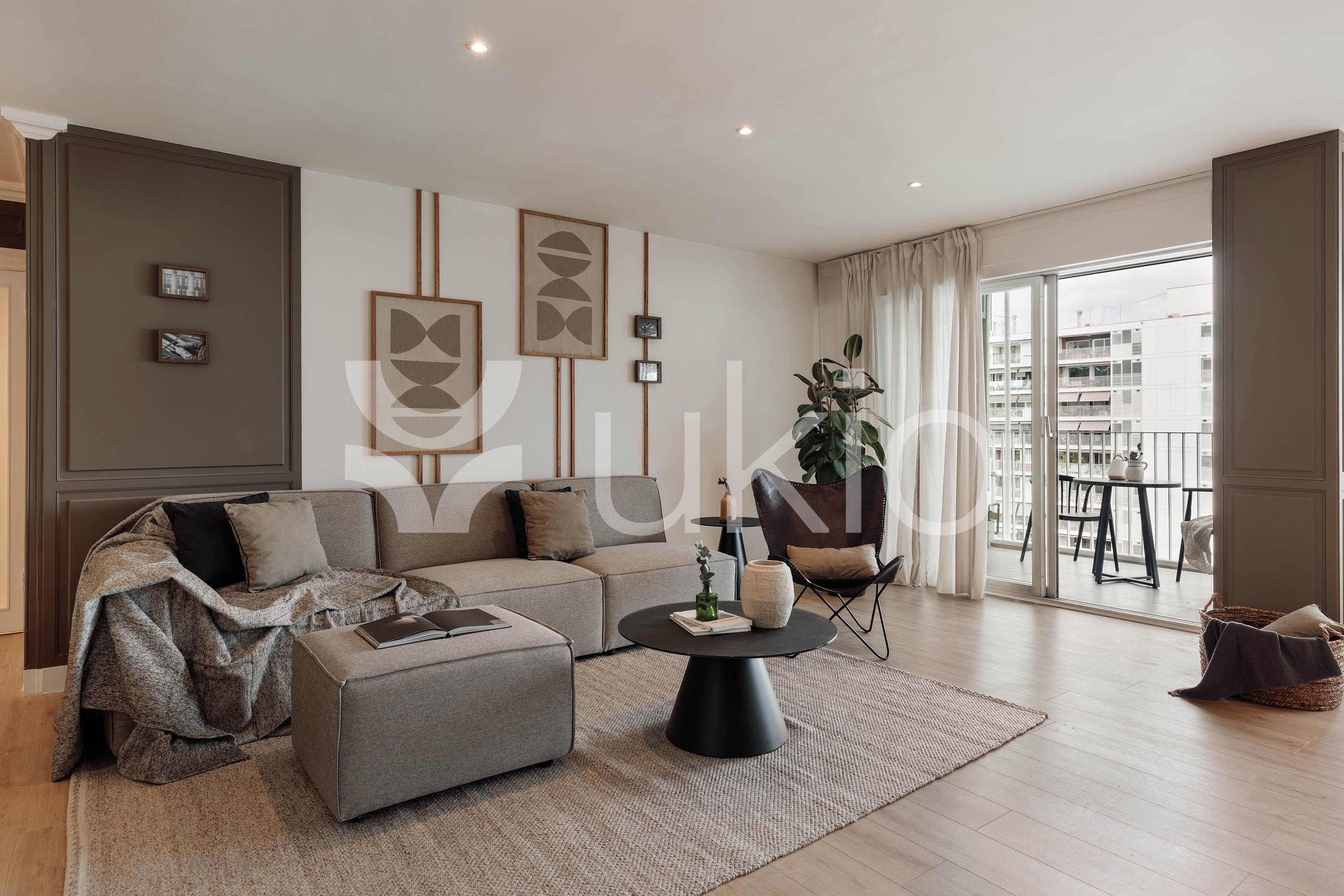 Living room of Apartment to rent in  Barcelona Capital  with Air Conditioner, Heating and Terrace