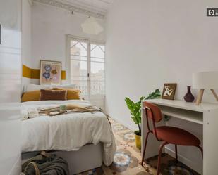 Bedroom of Flat to share in  Barcelona Capital  with Air Conditioner, Heating and Terrace