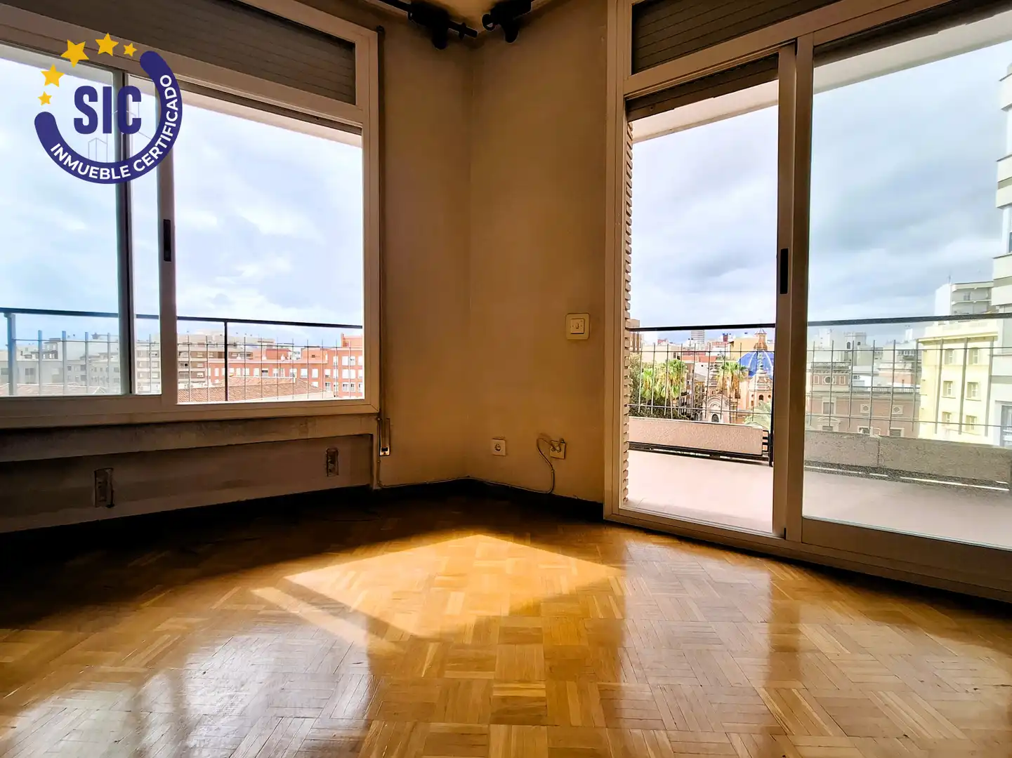Piso con terraza en venta en Este