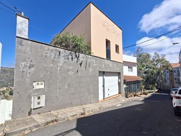 Casa amb balcó en venda a Monte Lentiscal - Las Meleguinas