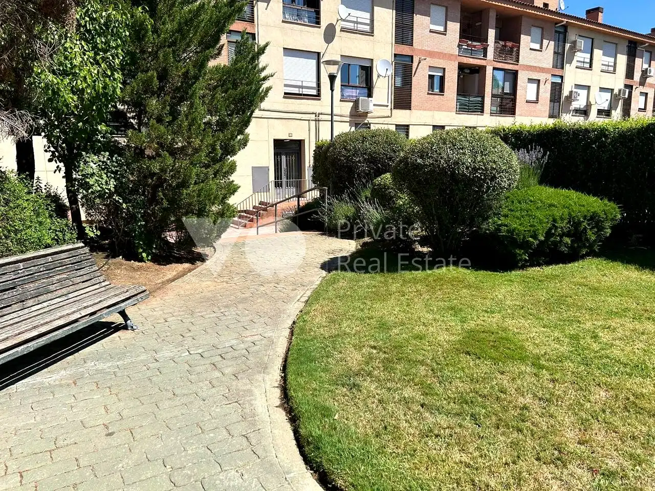 Vista exterior de Pis en venda en Villanueva del Pardillo amb Calefacció, Parquet i Terrassa
