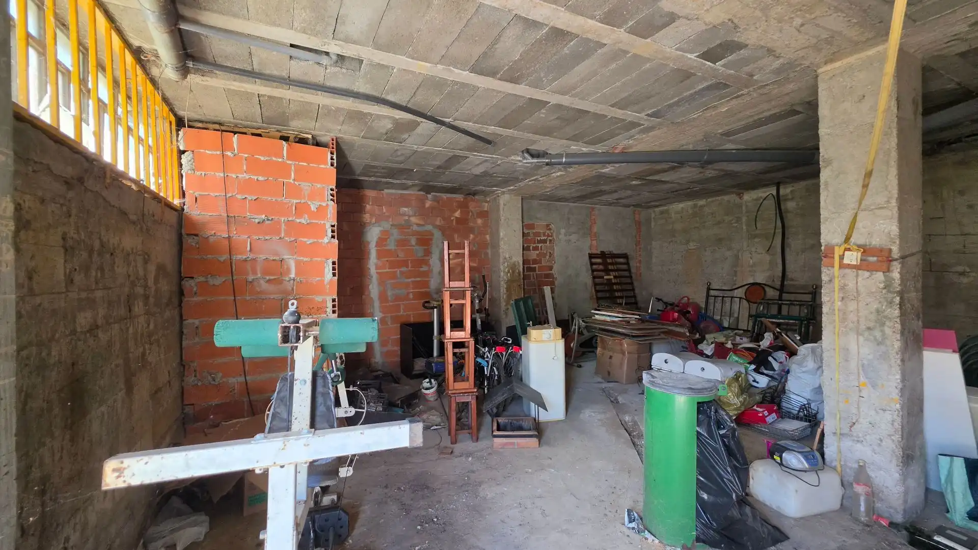 Local en venda en Reocín