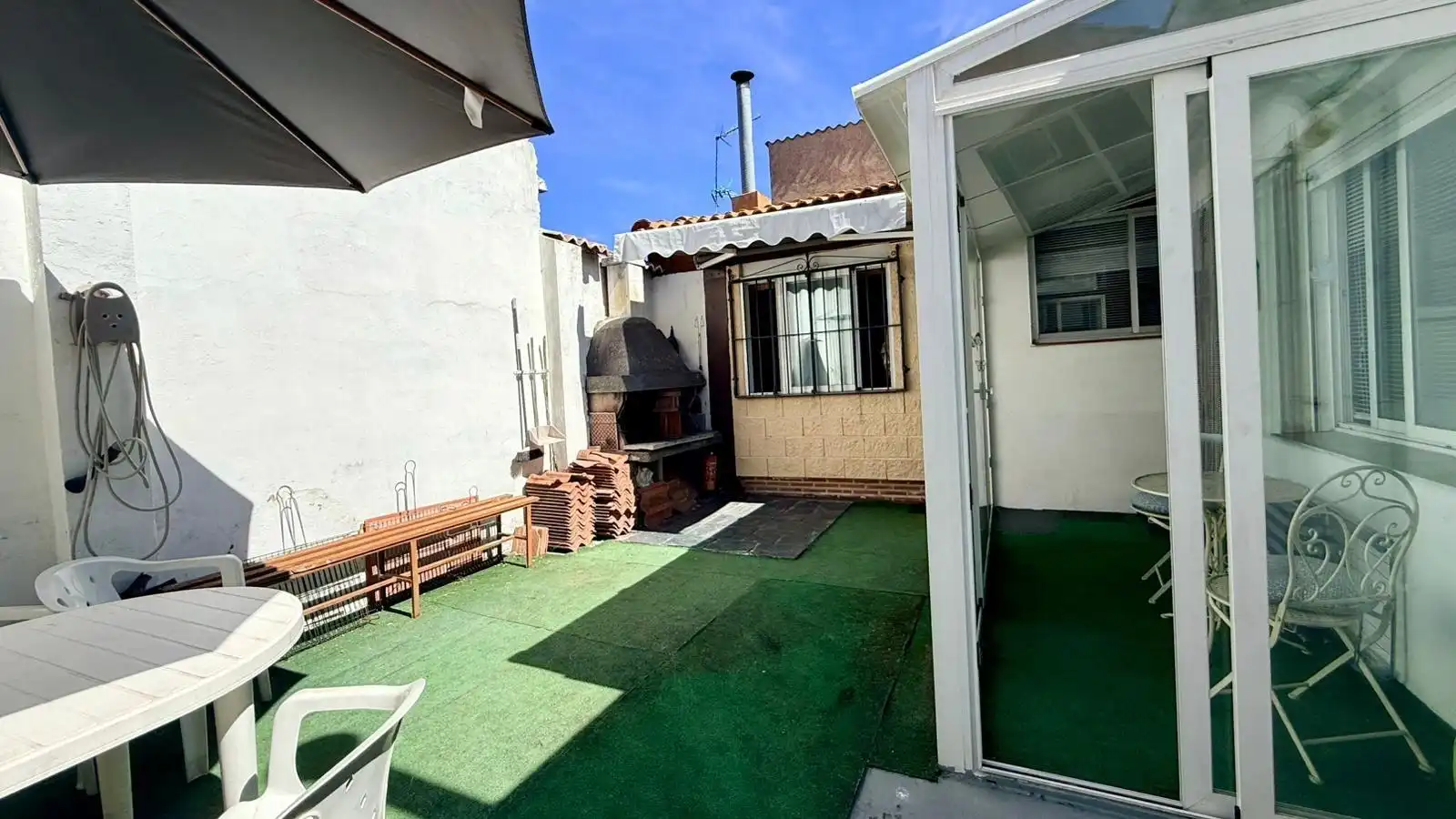 Terrassa de Casa o xalet en venda en Zarzuela del Pinar amb Calefacció i Moblat