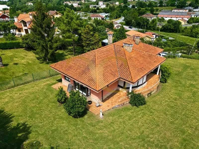 Vista exterior de Casa o chalet en venta en Gijón  con Calefacción, Jardín privado y Terraza