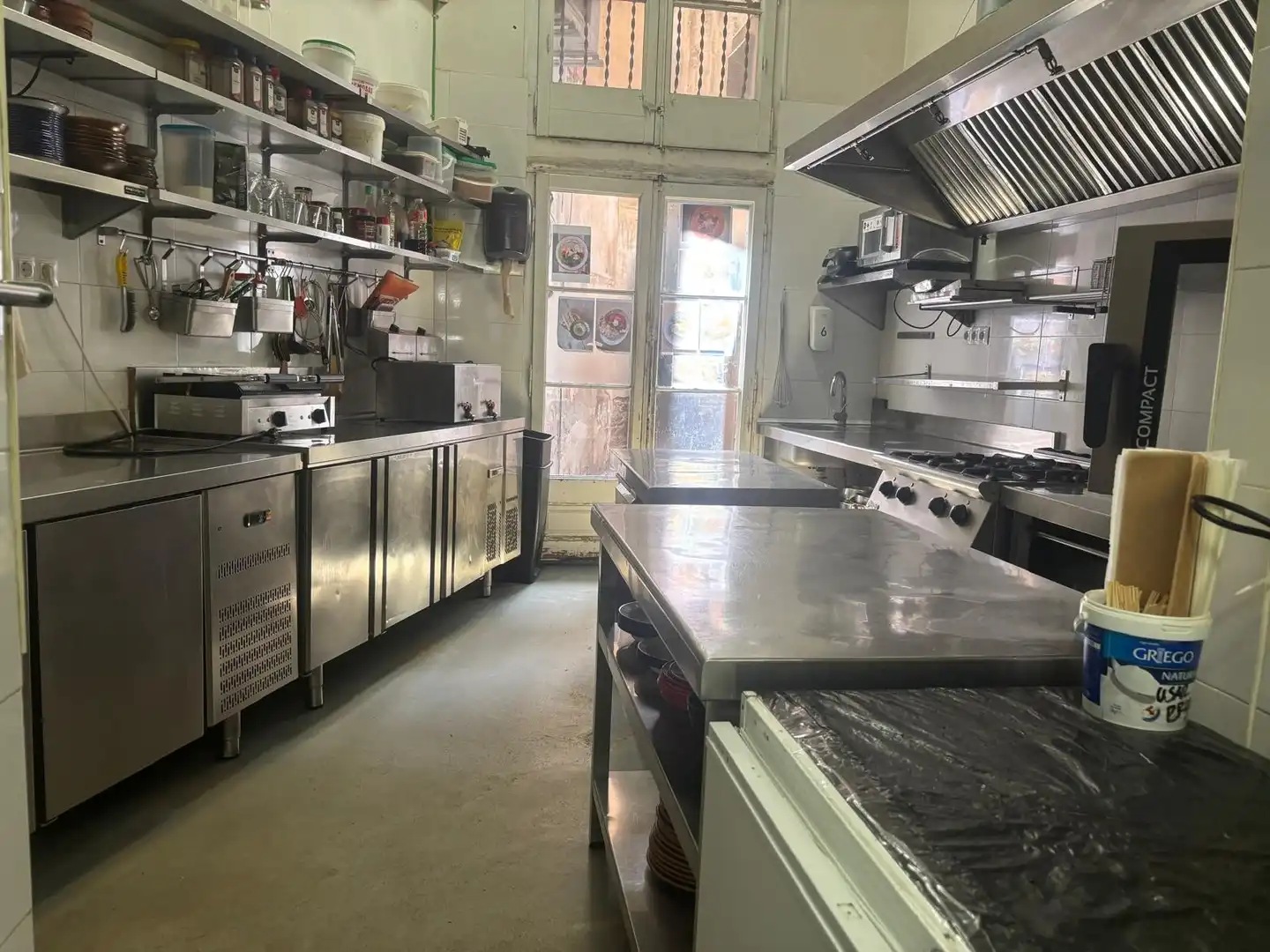 Business premises for transfer in Eixample, imagen 32