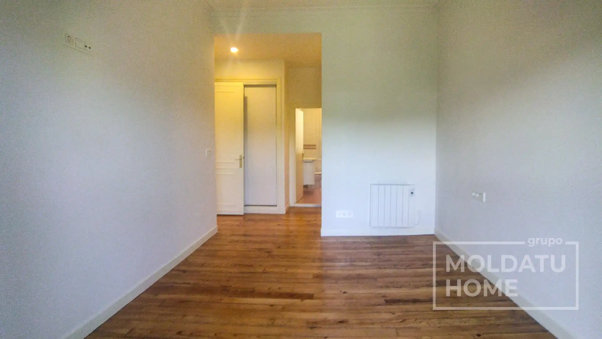 Habitación de Piso de alquiler en Donostia - San Sebastián  con Calefacción y Terraza