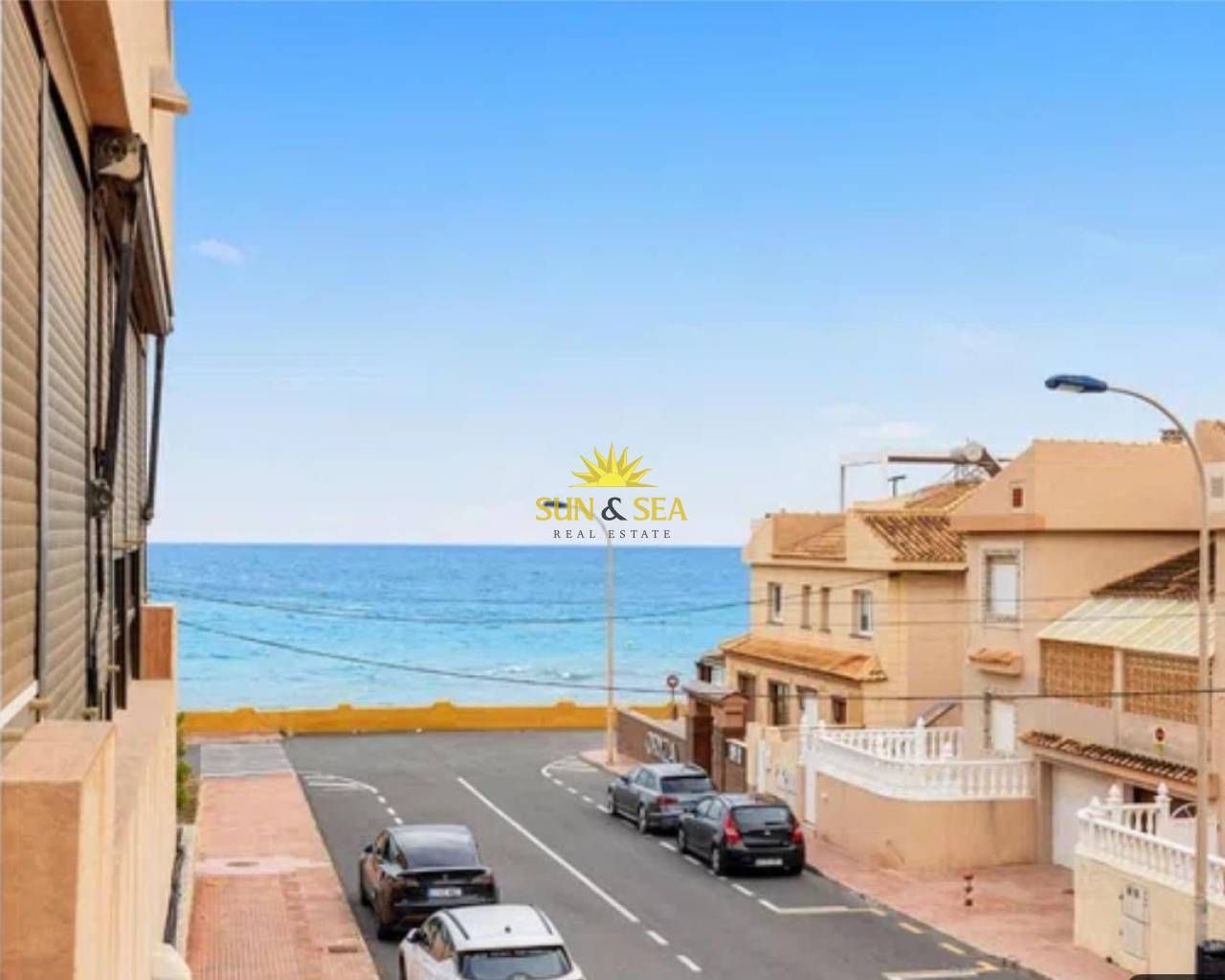 Exterior view of Apartment to rent in Torrevieja  with Air Conditioner, Heating and Furnished