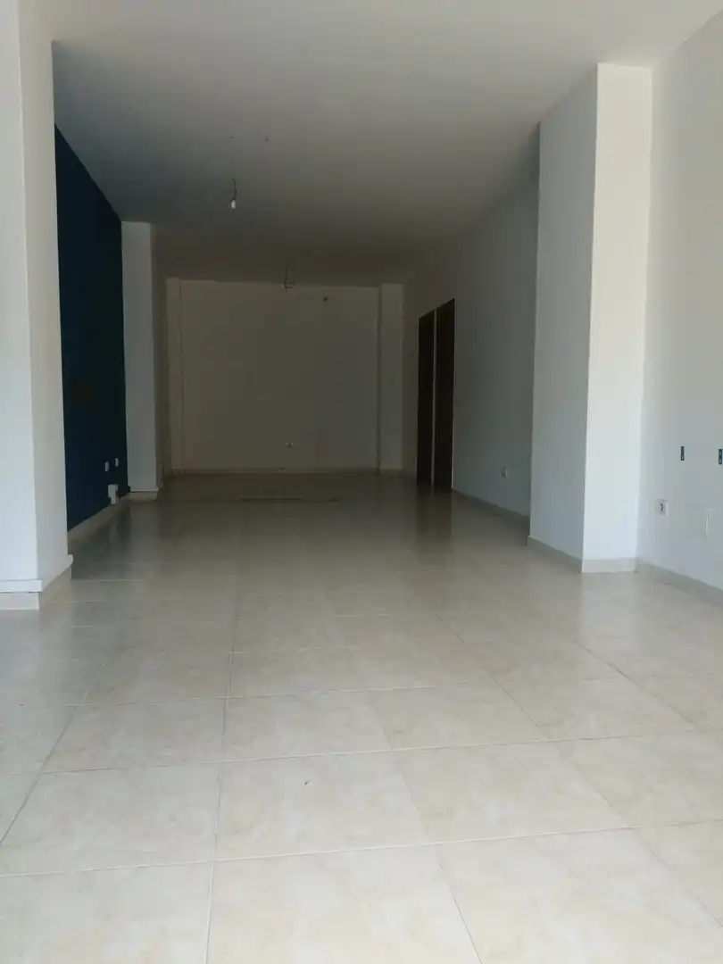 Business premises to rent in Boiro, imagen 9