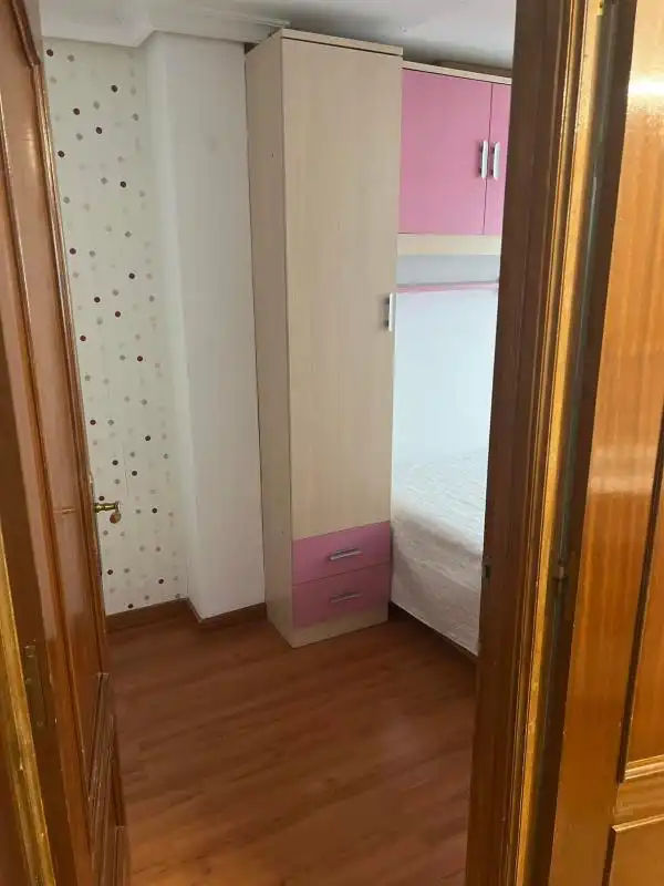 Habitación de Apartamento de alquiler en Madrid con Aire acondicionado, Amueblado y Se aceptan mascotas