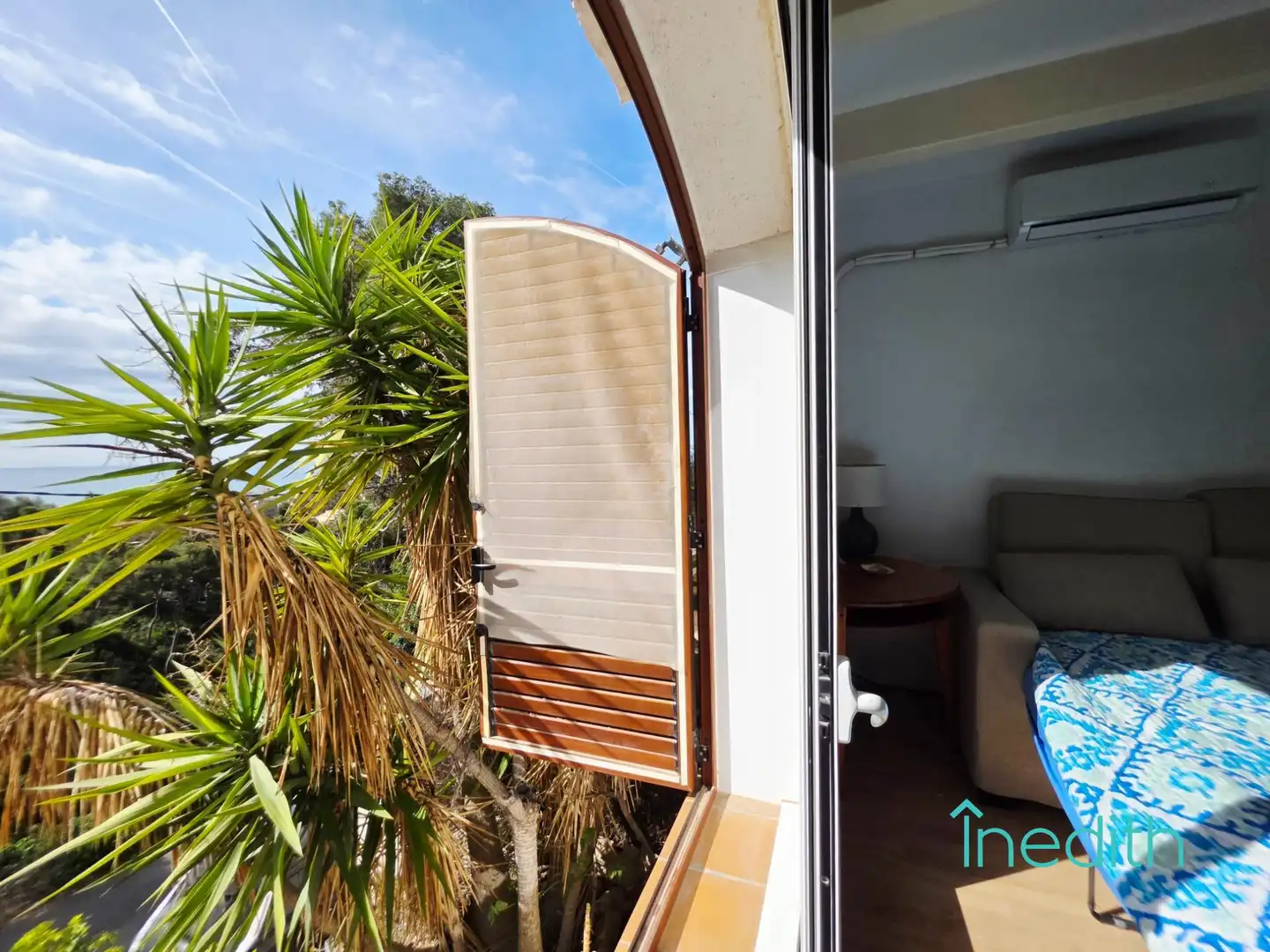 Balcony of Houses for sale in Castelldefels  with Air Conditioner, Heating and Private garden