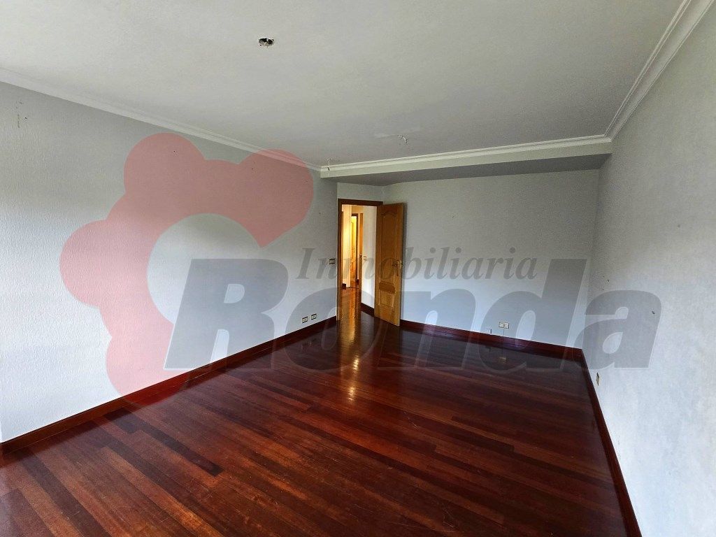 Dormitori de Pis en venda en Lugo Capital