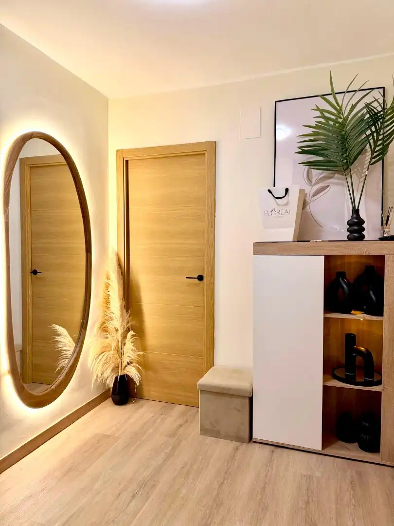 Wohnung zum Verkauf in Manises mit Klimaanlage, Terrasse und Balkon