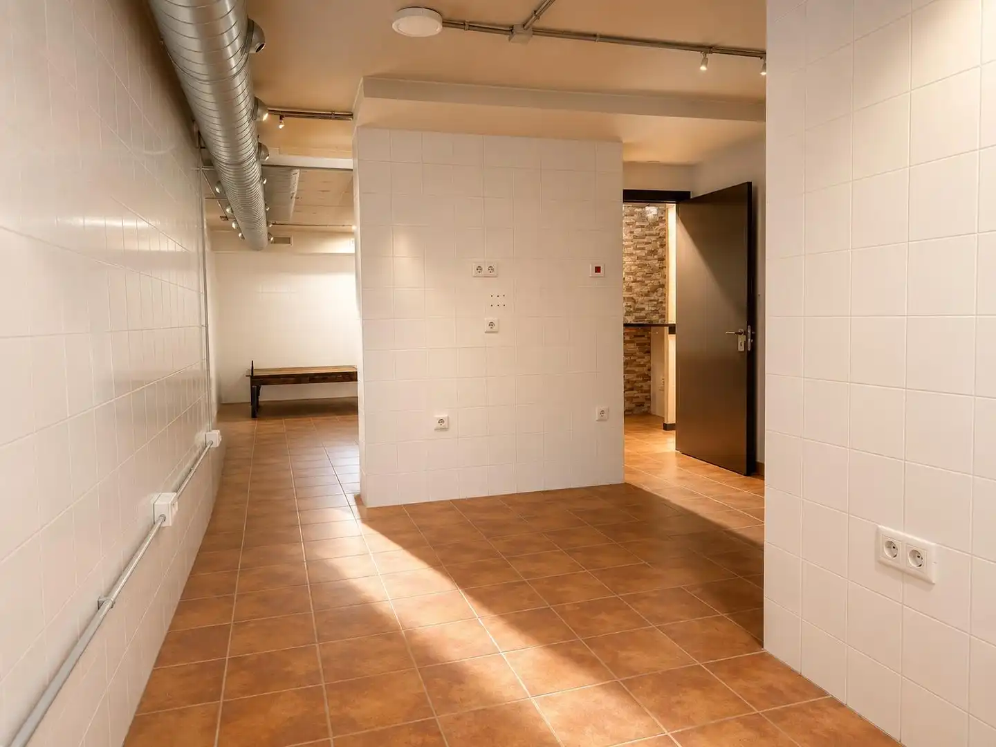 Gewerbefläche zum Verkauf in Avenida de Marià Fortuny 32, imagen 8