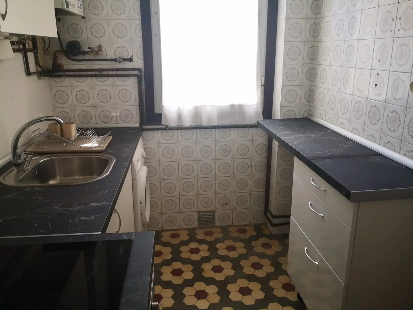 Cocina de Piso de alquiler en Zaragoza con Calefacción, Amueblado y Horno