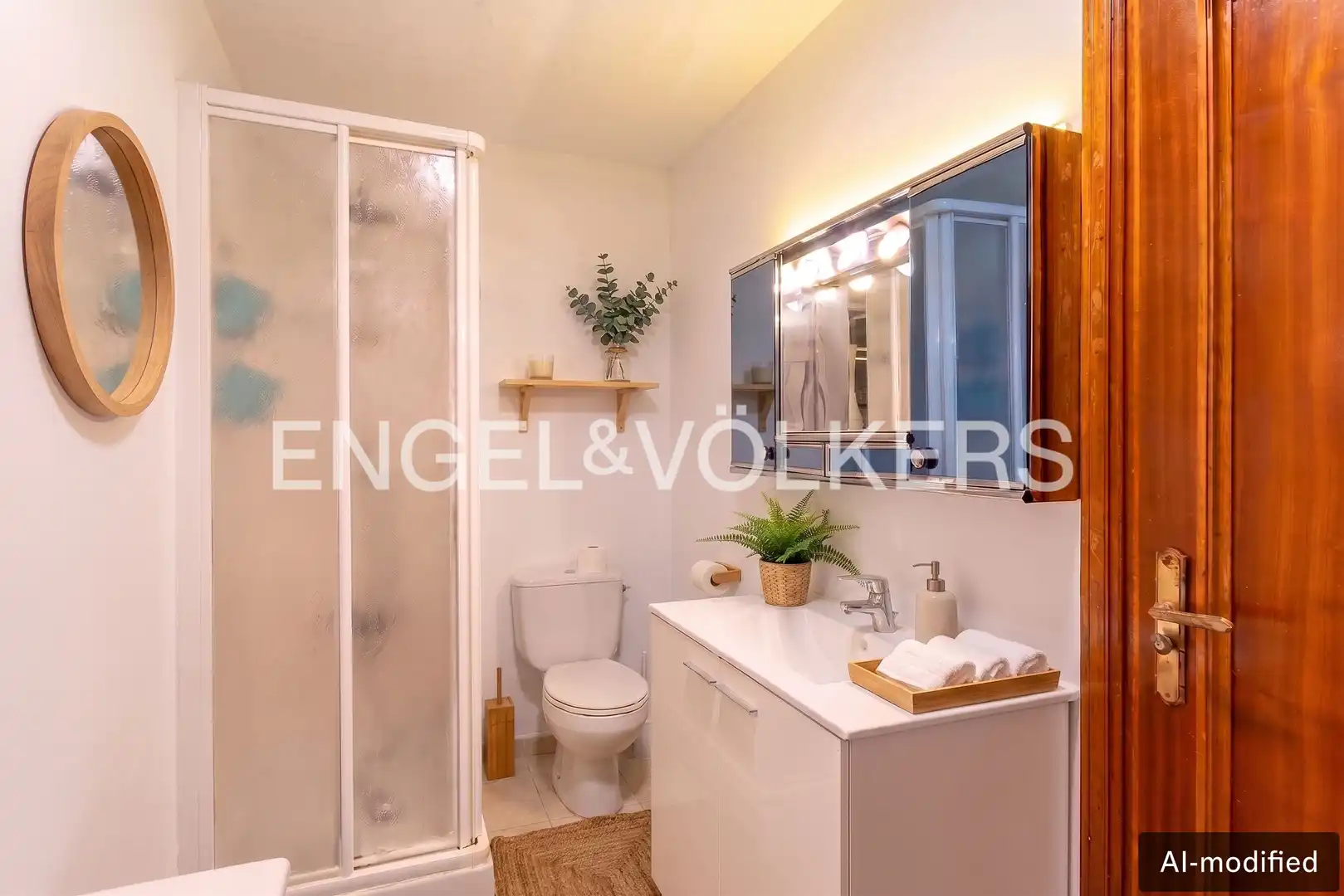 Badezimmer von Wohnung zum Verkauf in Madrid mit Heizung und Parkett