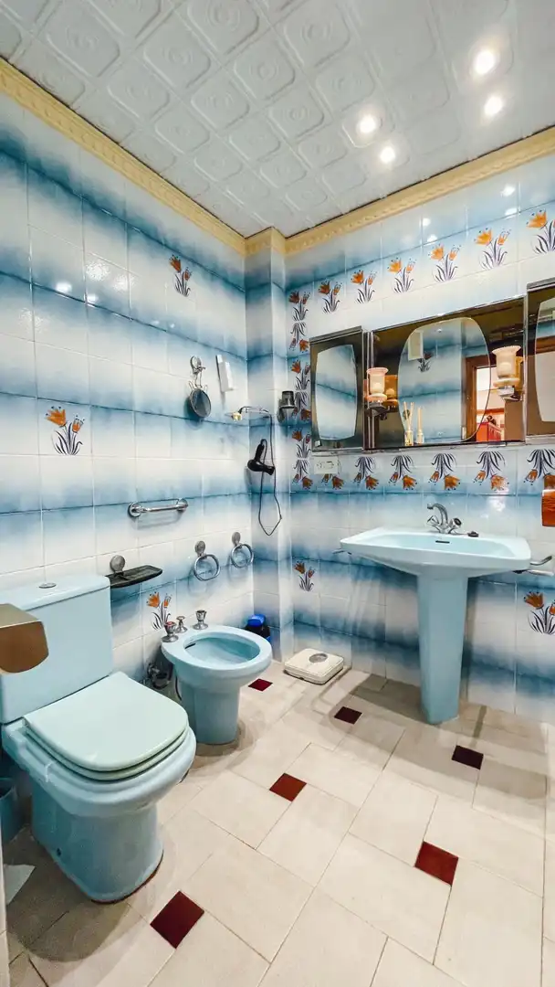 Baño de Ático en venta en Benidorm con Aire acondicionado, Terraza y Trastero