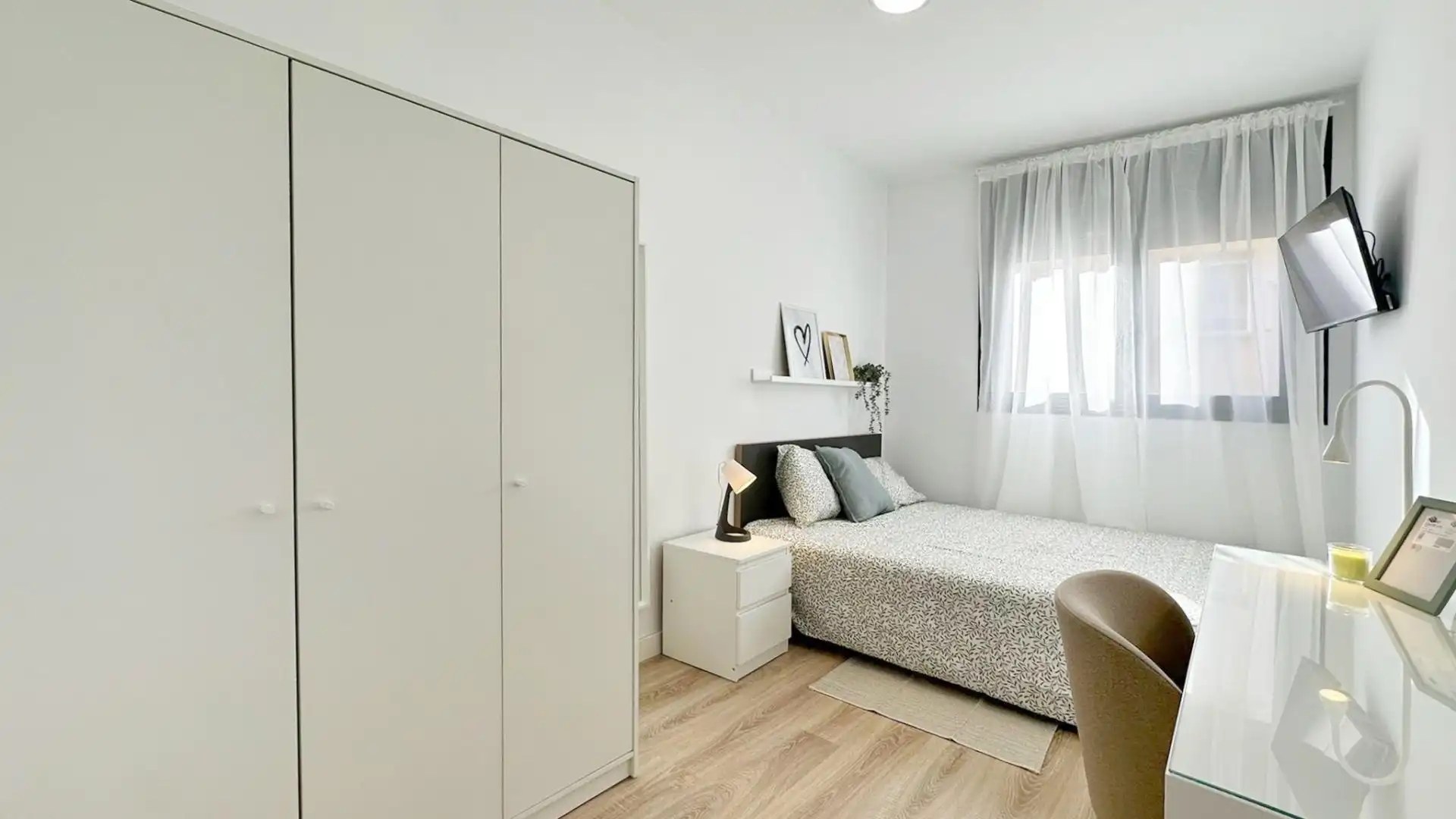 Habitació a Calle de Gil Morlanes, La Granja
