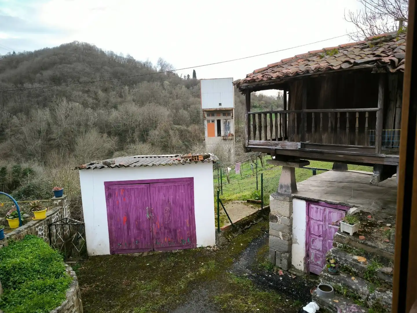 Vista exterior de Casa adosada en venda en Siero