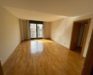 Living room of Flat to rent in  Barcelona Capital  with Air Conditioner, Heating and Parquet flooring