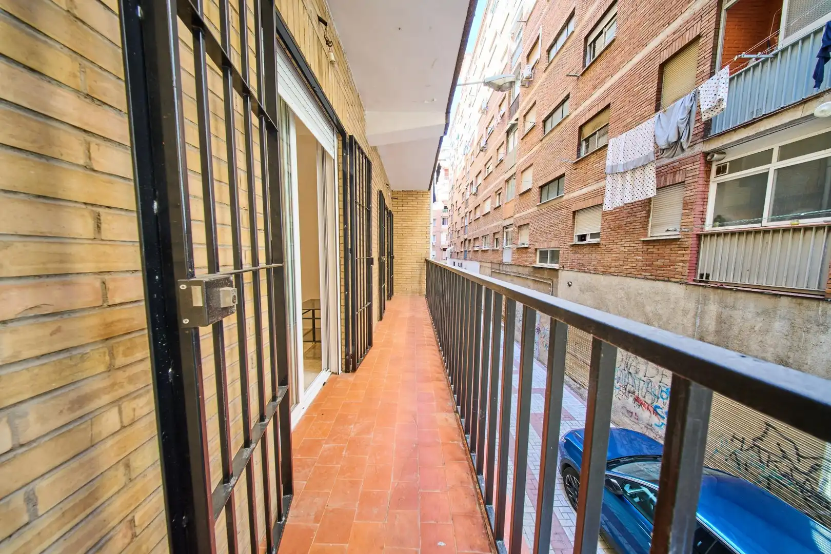 Exterior view of Flat for sale in Granada  with Air Conditioner and Balcony