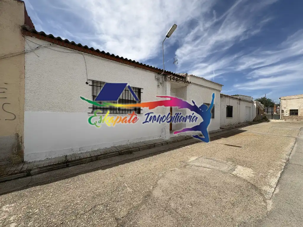 Casa en venta en Calle Albardiosa