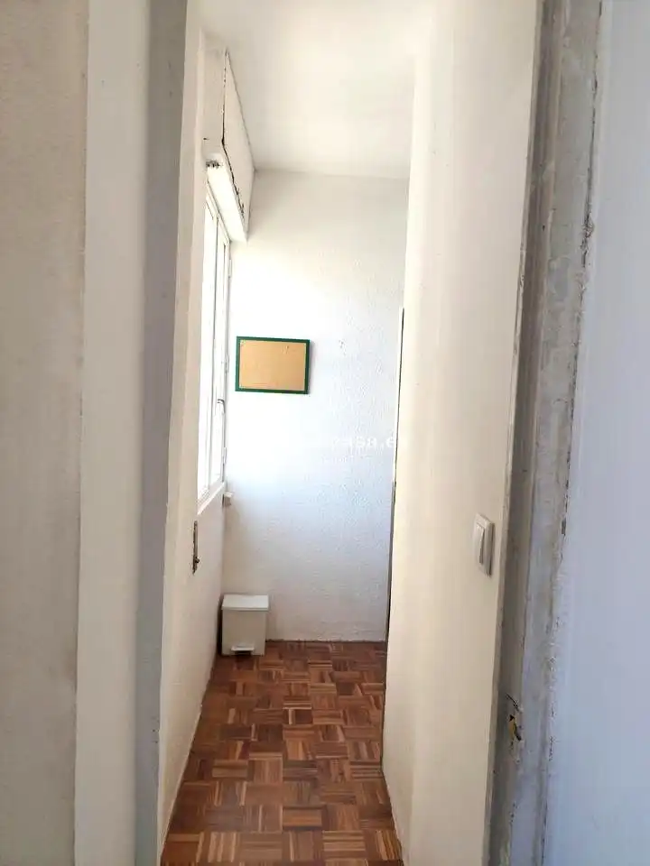 Room in Ruiz Jiménez, Avda de Madrid - Pº de la Estación