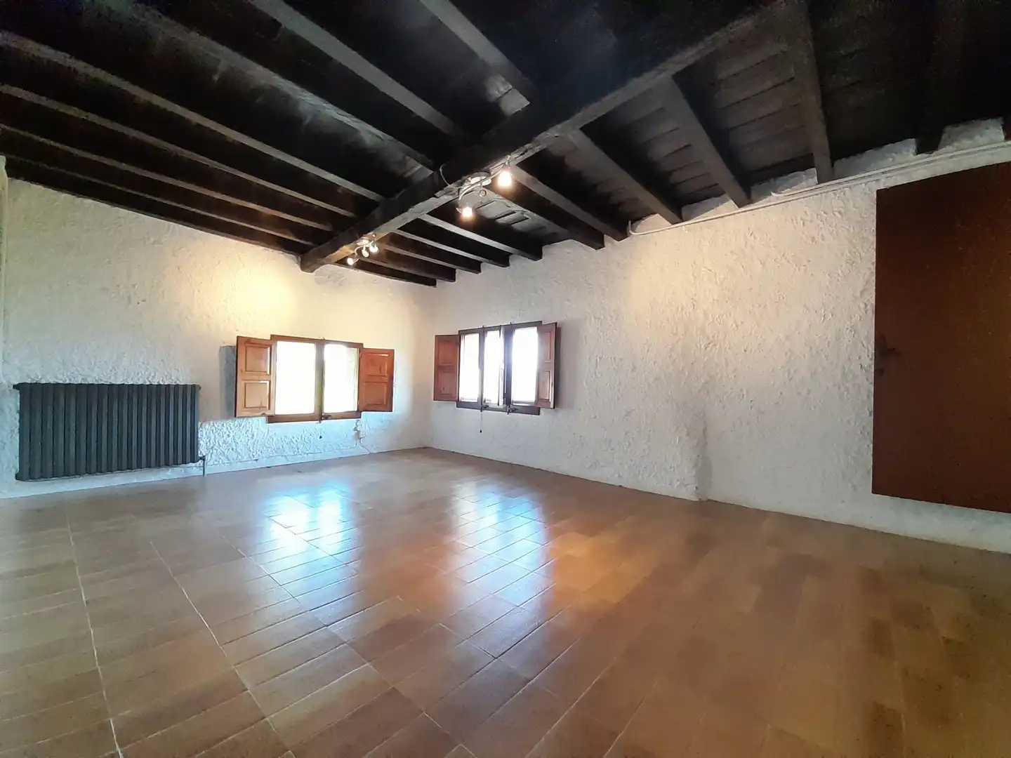 Sala de estar de Finca rústica en venta en La Vall de Bianya con Calefacción, Terraza y Trastero