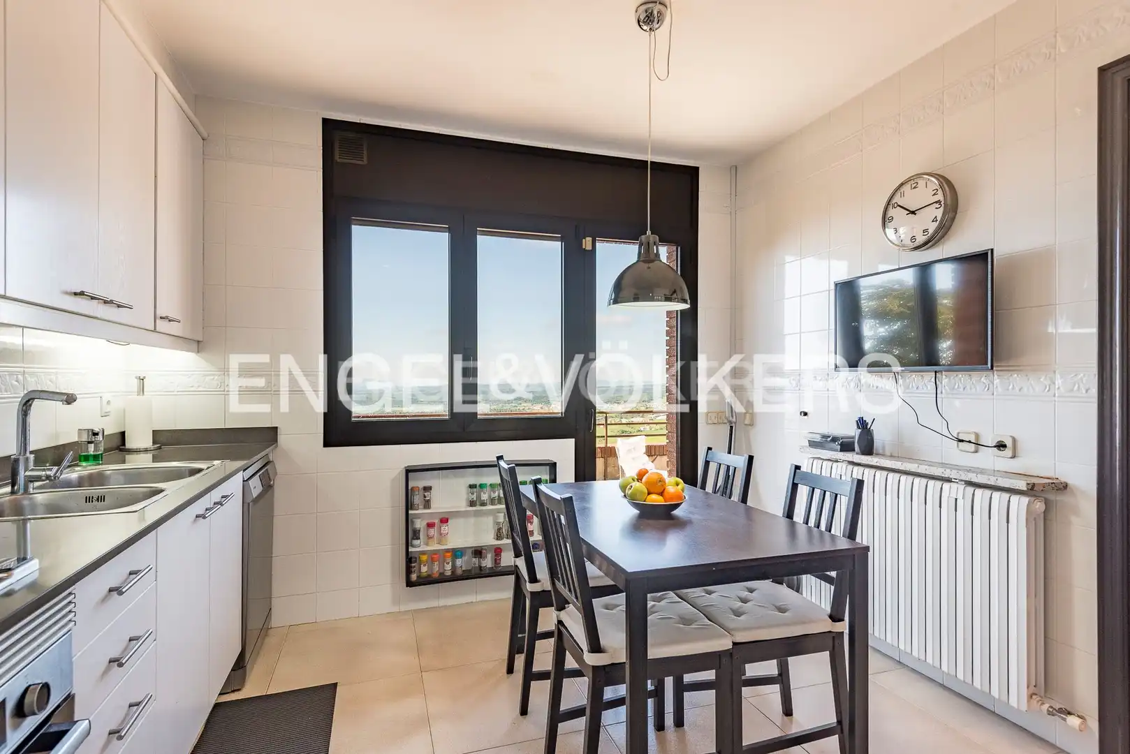 Cocina de Casa o chalet en venta en Berga con Calefacción, Jardín privado y Terraza