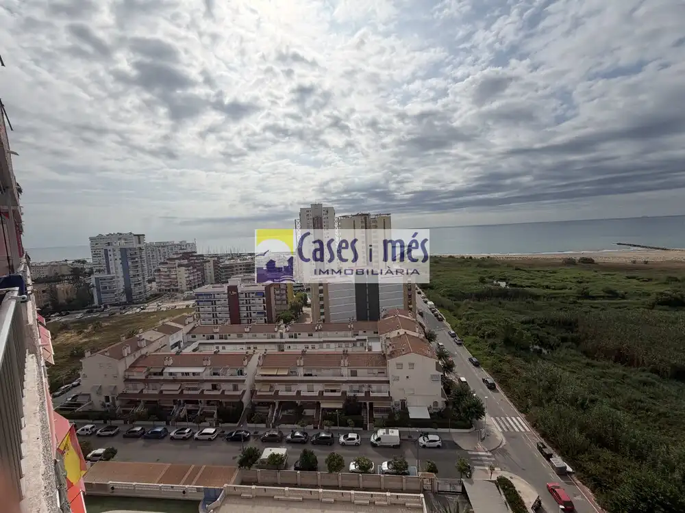 Piso en venta en La Pobla de Farnals con Balcón y Piscina comunitaria