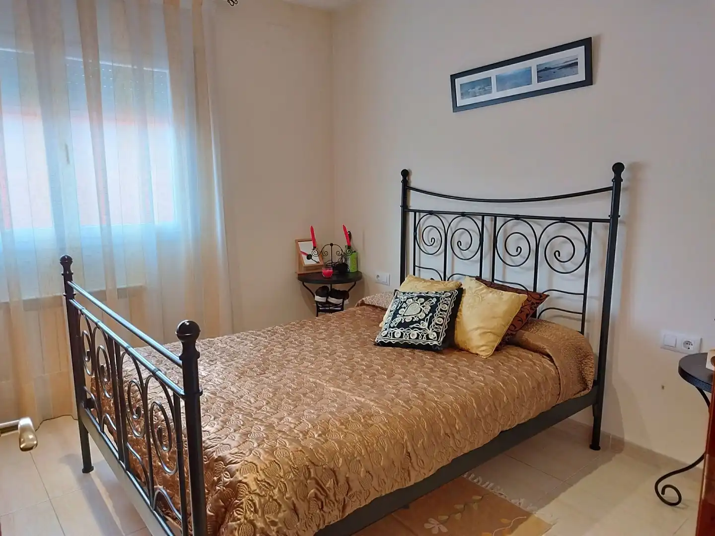 Habitación de Casa o chalet en venta en Riudellots de la Selva con Aire acondicionado, Calefacción y Jardín privado