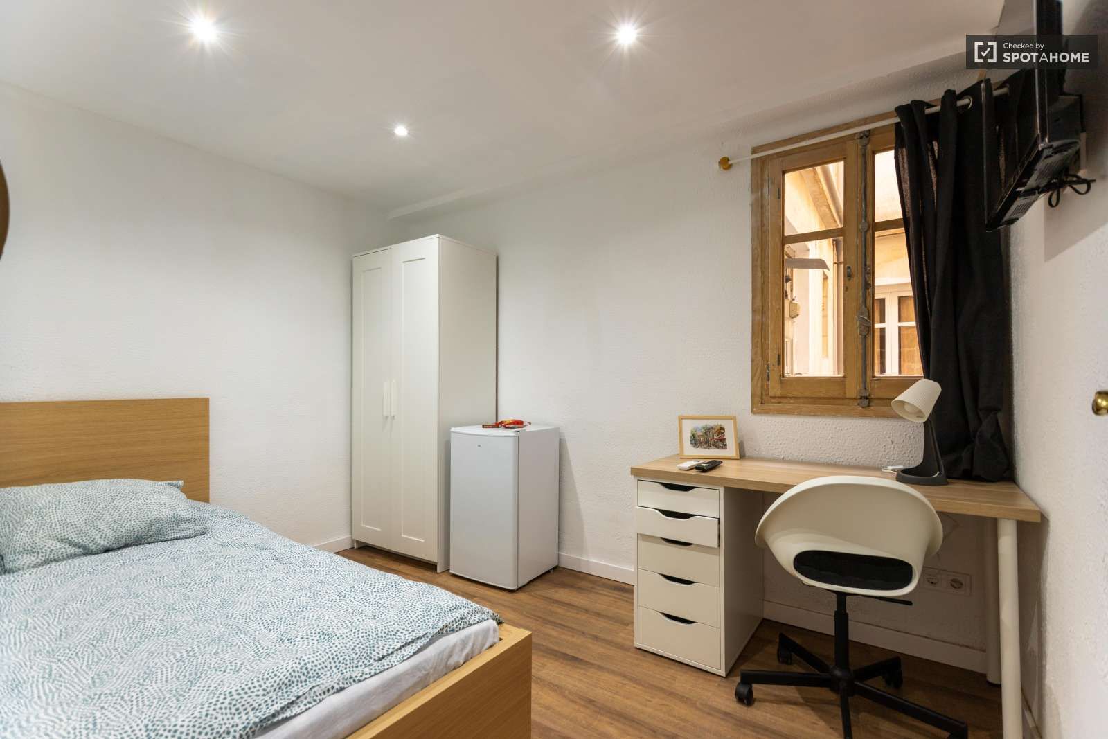 Flat to share in Juzgados