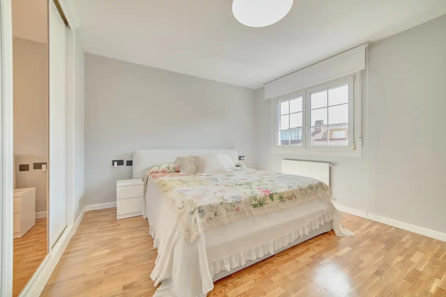 Dormitori de Casa o xalet en venda en Valle de Egüés / Eguesibar amb Calefacció, Parquet i Terrassa