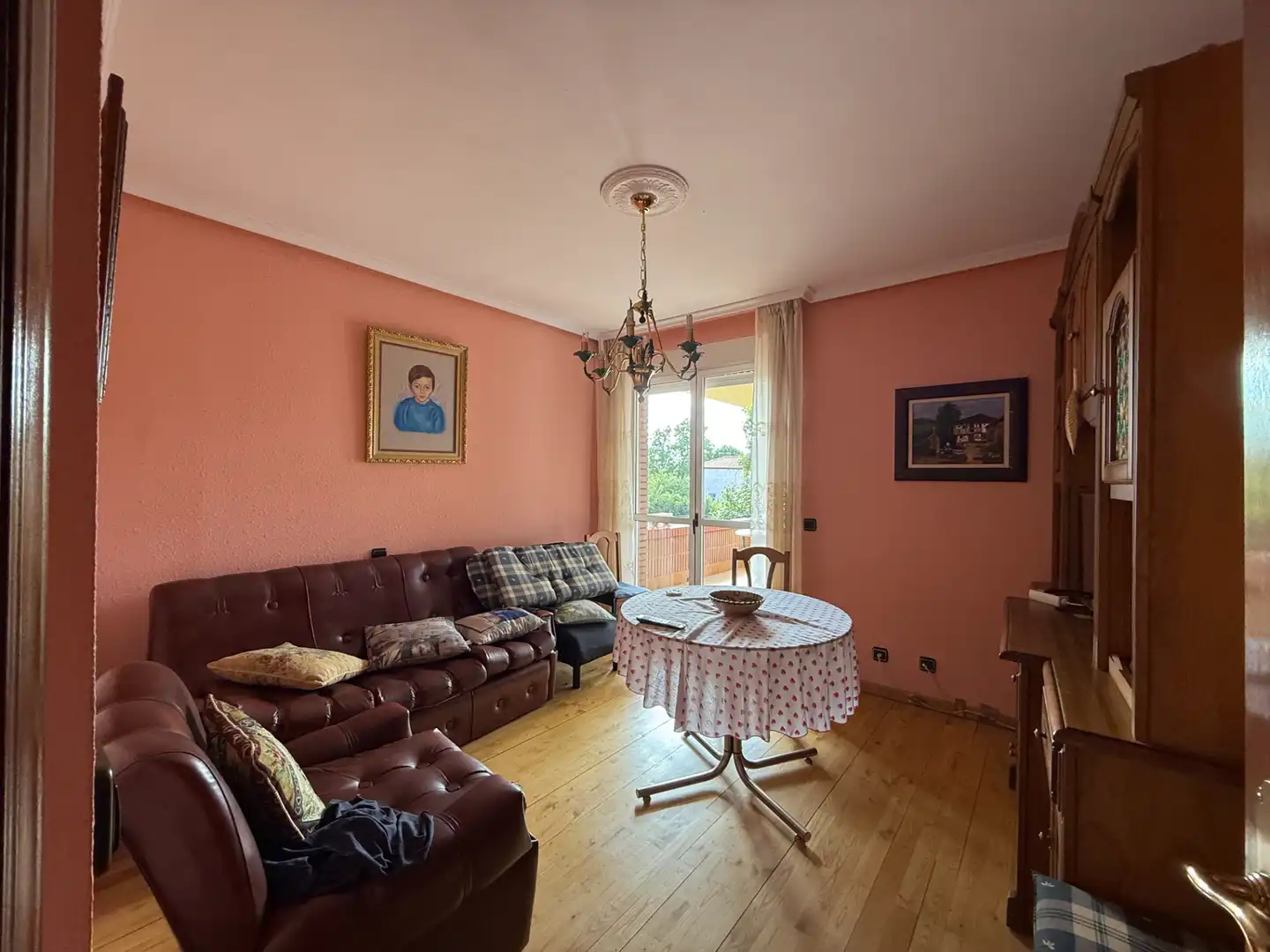Sala d'estar de Casa o xalet en venda en Llamas de la Ribera amb Calefacció, Jardí privat i Parquet