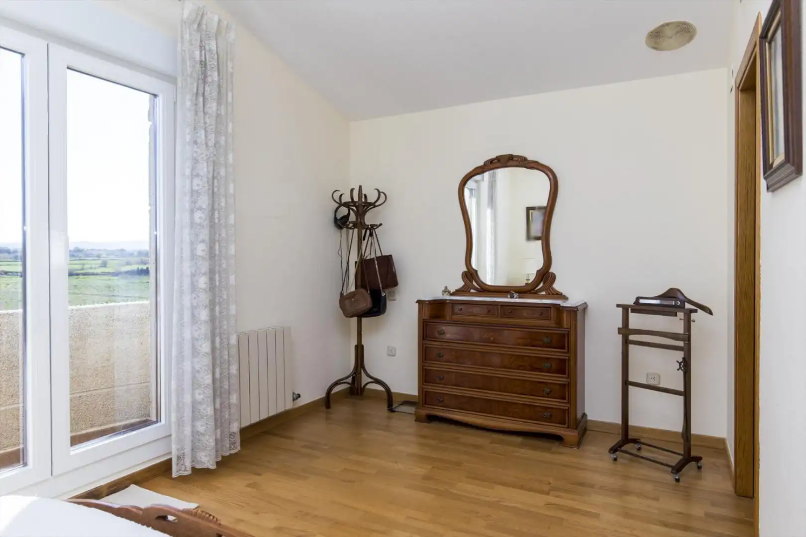 Bedroom of Detached homes for sale in Zaragoza  with Terrace, Storage room and Swimming Pool