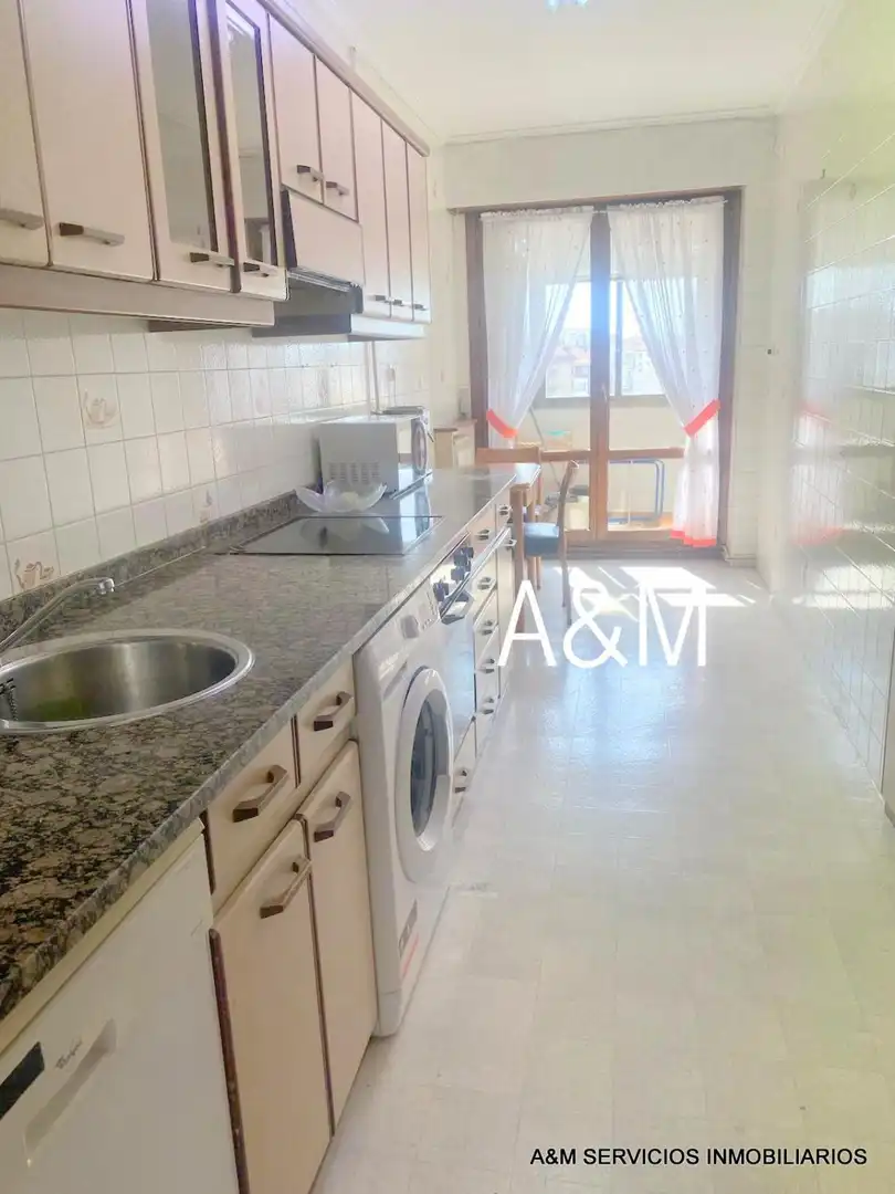 Kitchen of Flat for rent in Vitoria - Gasteiz  with Heating, Parquet flooring and Terrace