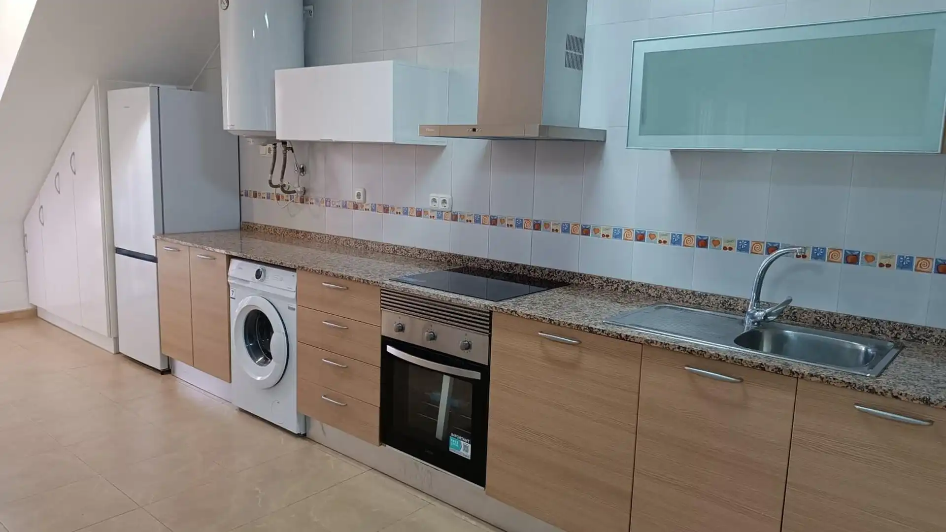 Cocina de Apartamento de alquiler en Molina de Segura con Aire acondicionado y Trastero