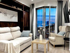 Living room of Flat to rent in  Barcelona Capital  with Air Conditioner, Heating and Parquet flooring