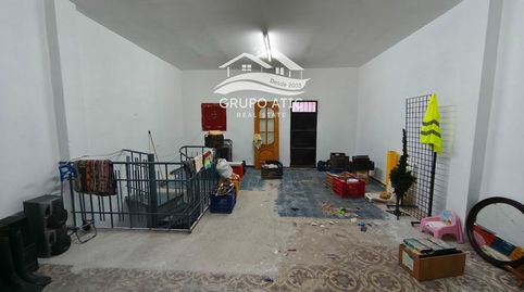 Casa con muchas posibilidades en Burriana, junto al ambulatorio.
