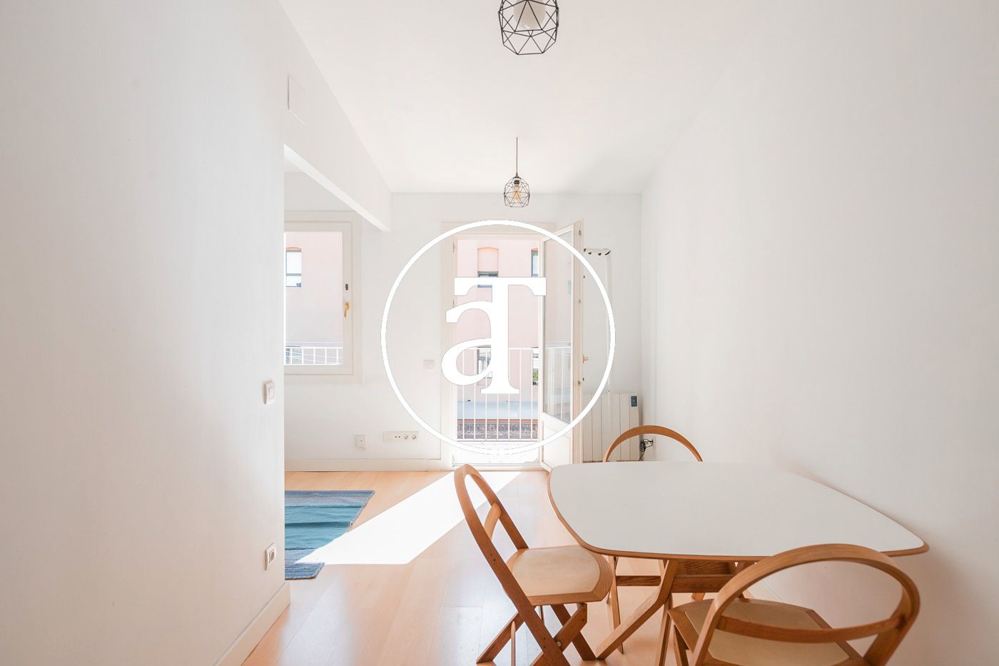 Dining room of Flat to rent in  Barcelona Capital  with Air Conditioner, Heating and Furnished